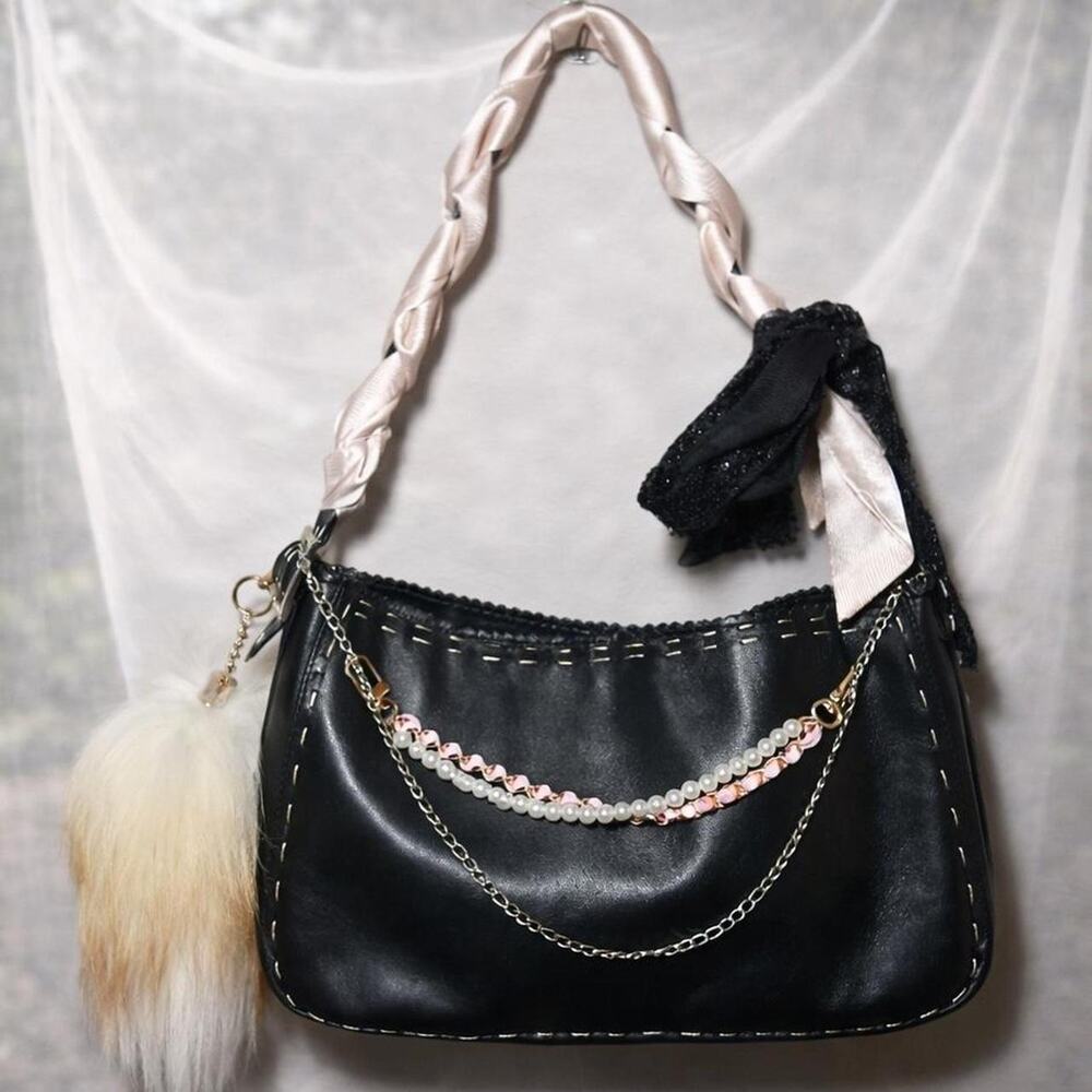 Y2K BCBG Black Leather Shoulder Bag Contrast Stitch Baguette
